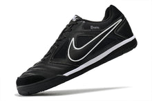 Carregar imagem no visualizador da galeria, Nike SB Gato Futsal - Preto
