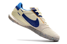 Carregar imagem no visualizador da galeria, Nike Street Gato Futsal - Creme
