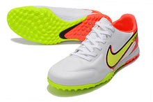 Carregar imagem no visualizador da galeria, Nike Tiempo Legend 9 Pro Society Motivation Pack
