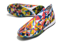 Carregar imagem no visualizador da galeria, Adidas Predator Edge + Futsal - Geometric
