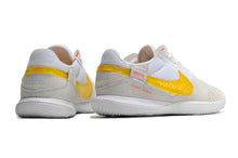 Carregar imagem no visualizador da galeria, Nike Street Gato Futsal - Branco Dourado
