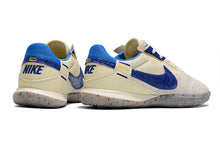 Carregar imagem no visualizador da galeria, Nike Street Gato Futsal - Creme
