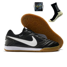 Carregar imagem no visualizador da galeria, Nike SB Gato Futsal - Preto Branco
