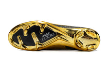 Carregar imagem no visualizador da galeria, Nike Feminina Air Zoom Mercurial Vapor 15 FG Elite - Preto Dourado
