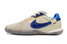 Carregar imagem no visualizador da galeria, Nike Street Gato Futsal - Creme
