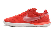 Carregar imagem no visualizador da galeria, Nike Street Gato Futsal - Vermelho
