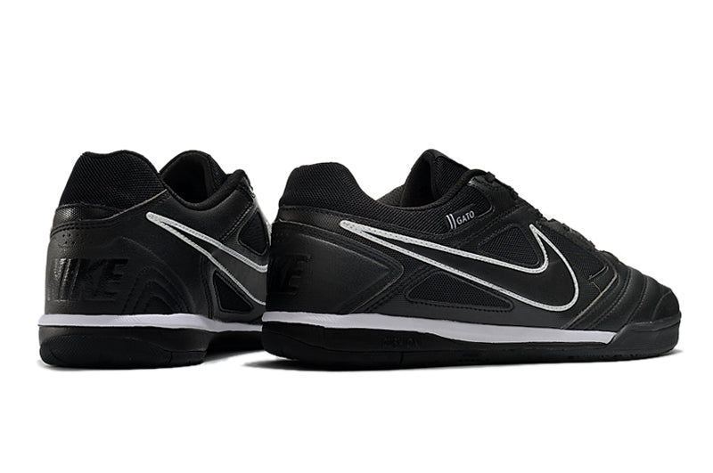 Supreme × Nike SB Gato 黒 フットサルシューズ　新品 Nike SB Gato Futsal - Preto – Acstorechuteiras