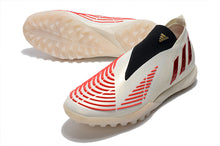 Carregar imagem no visualizador da galeria, Adidas Predator Edge + Society
